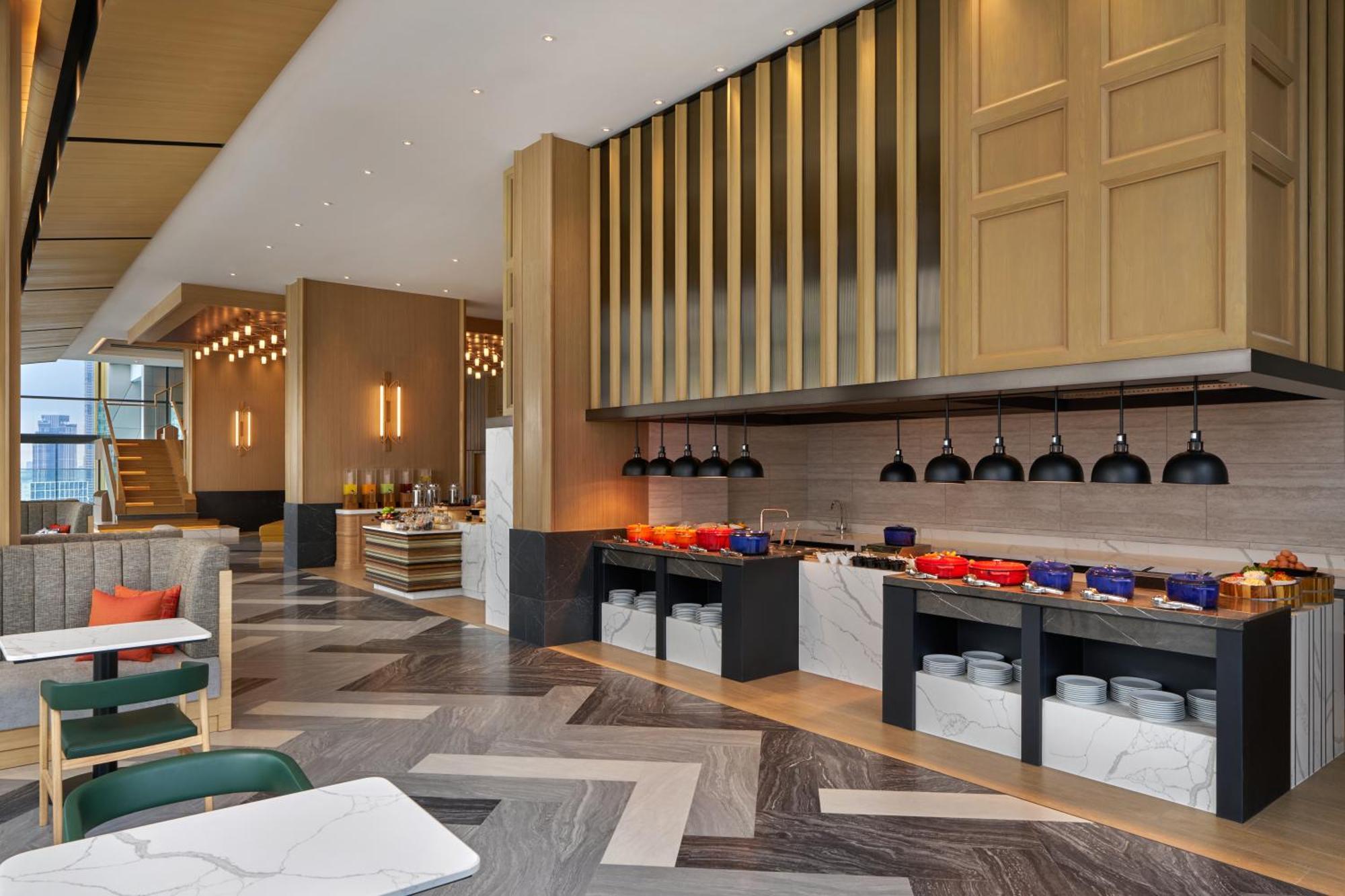 Hilton Garden Inn Bangkok Riverside Kültér fotó