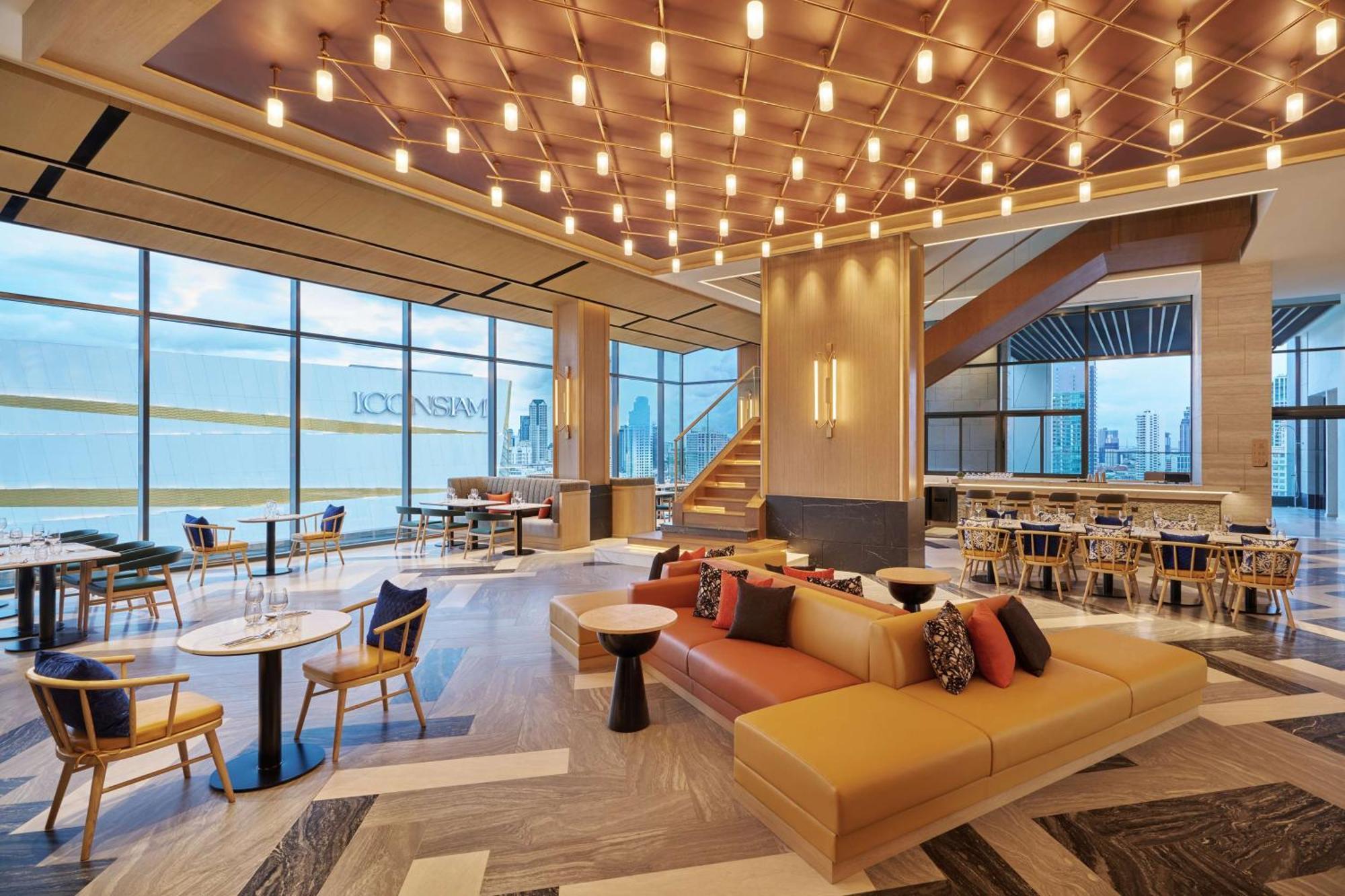 Hilton Garden Inn Bangkok Riverside Kültér fotó