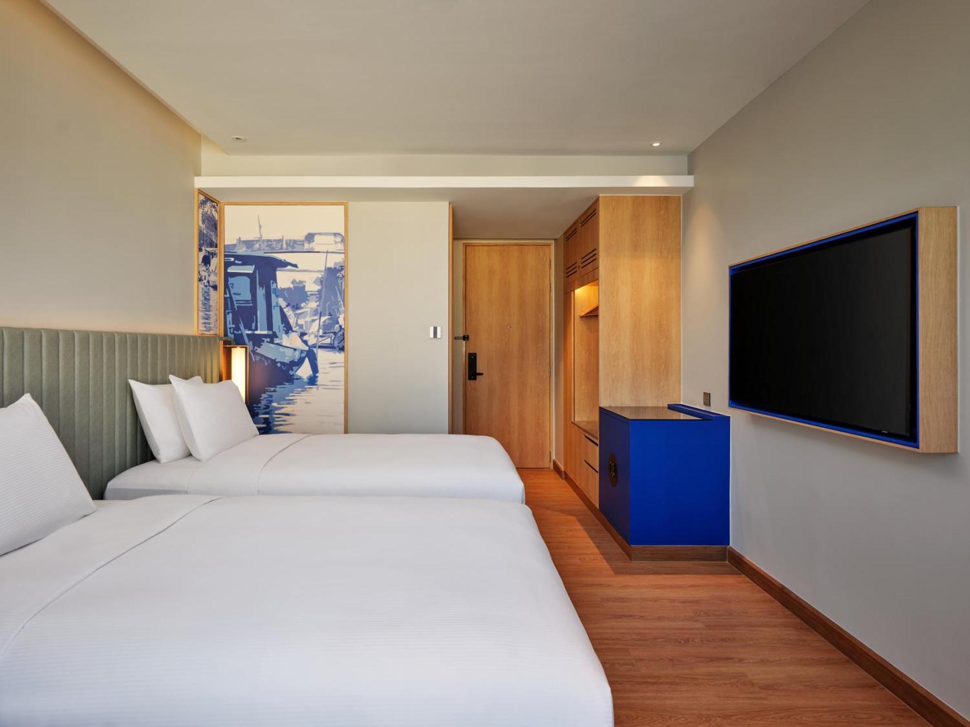 Hilton Garden Inn Bangkok Riverside Kültér fotó
